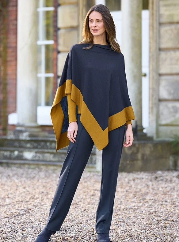 Poncho aus Merinowolle