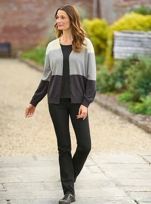 Merino-Cardigan mit V-Ausschnitt