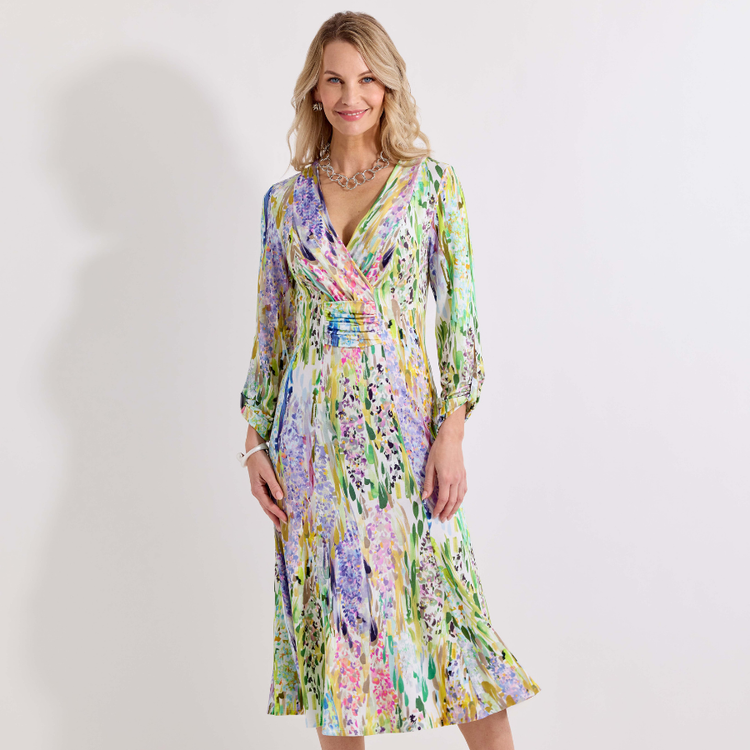 Weiches florales Kleid mit Raffdetail