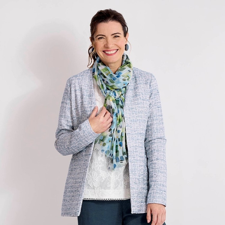 Modell: 4858 Kragenloser Blazer