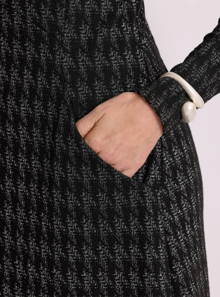 Jacquard-Kleid mit schimmerndem Hahnentrittmuster