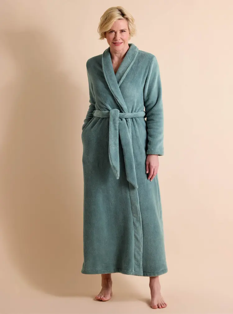 Kuscheliger Wickelmantel aus Fleece