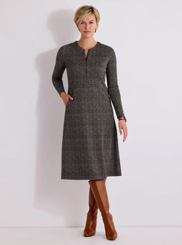 Langärmliges Jacquard-Kleid mit Reißverschluss