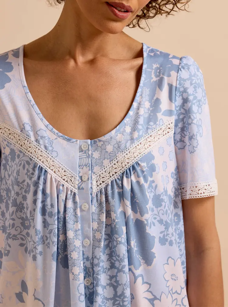Nachthemd aus Jersey mit Spitzenbesatz